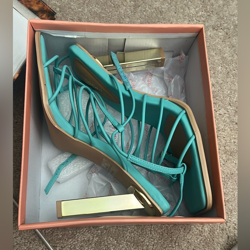Lemonade Women's Turquoise Strappy Sandals